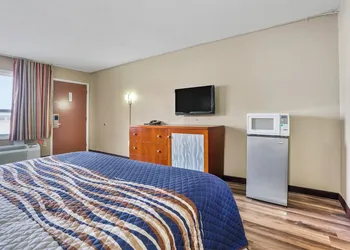 Devils Lake Inn By OYO Near Devils Lake Regional Airport hotel thumbnail 6