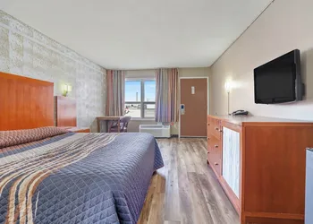 Devils Lake Inn By OYO Near Devils Lake Regional Airport hotel thumbnail 7