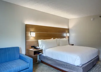 Holiday Inn Express Columbus South - Obetz by IHG hotel thumbnail 2