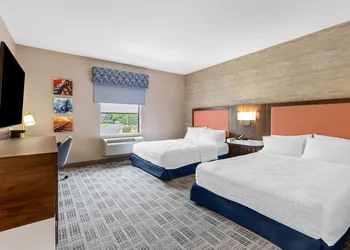 Hampton Inn & Suites Grove City hotel thumbnail 8