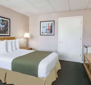 Days Inn by Wyndham Bedford hotel detail image 5
