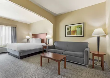 Best Western Franklin Town Center Hotel & Suites hotel thumbnail 3