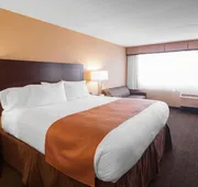 Comfort Inn & Suites Wadsworth hotel detail image 5