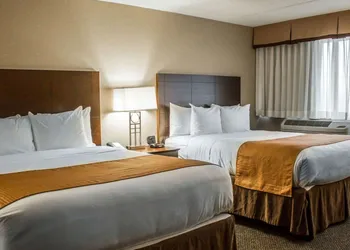Comfort Inn & Suites Wadsworth hotel thumbnail 8