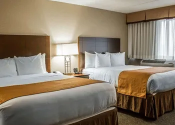 Comfort Inn & Suites Wadsworth hotel thumbnail 8