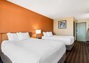 Days Inn by Wyndham Black River Falls I-94 on ATV Trail hotel thumbnail 5