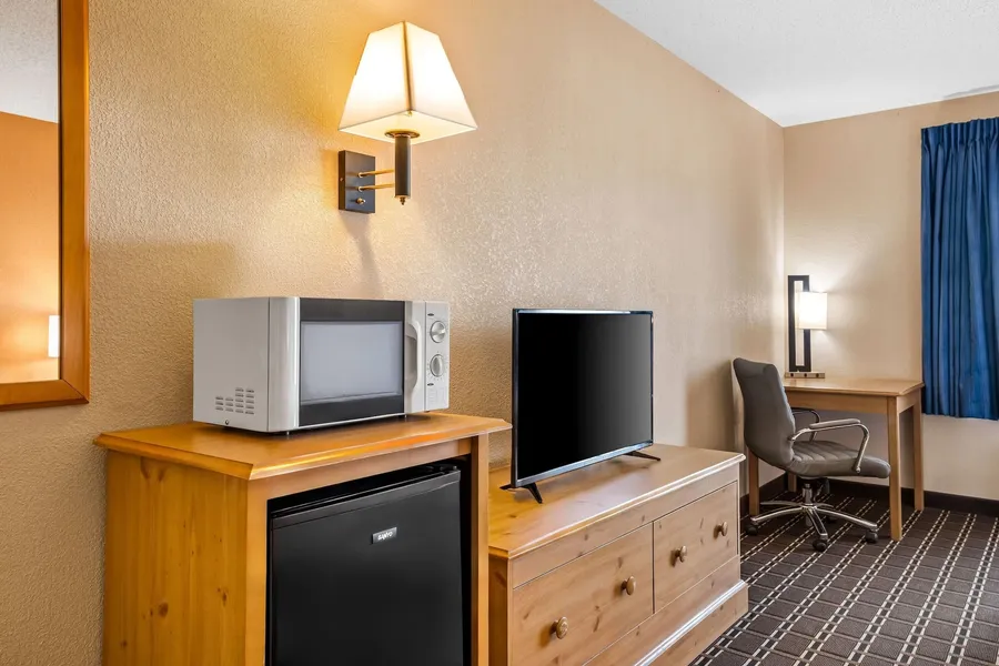 Days Inn by Wyndham Black River Falls I-94 on ATV Trail hotel detail image 6