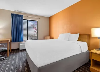 Days Inn by Wyndham Black River Falls I-94 on ATV Trail hotel thumbnail 8
