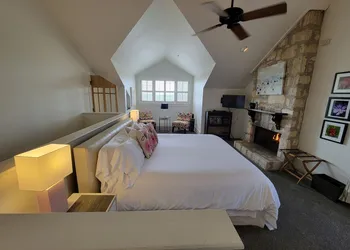 Sage Hill Inn & Spa hotel thumbnail 4