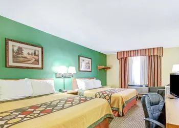 Super 8 by Wyndham McKinney/Plano Area hotel thumbnail 4