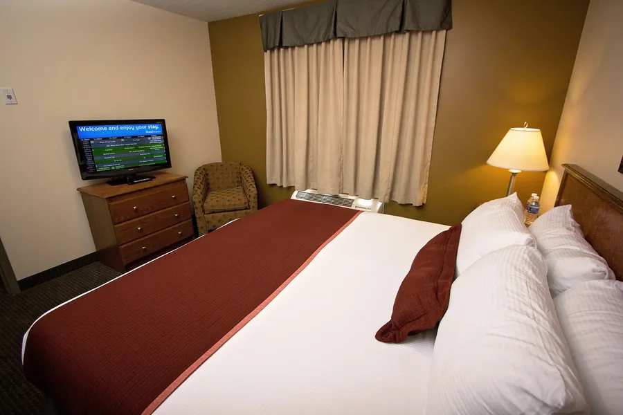 Service Plus Inns & Suites Drayton Valley hotel detail image 6