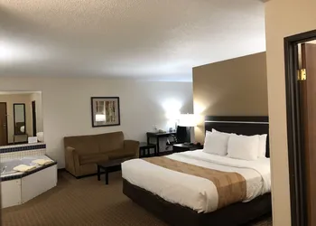 Quality Inn & Suites Sun Prairie Madison East hotel thumbnail 7