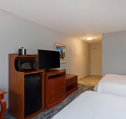 Hampton Inn & Suites Clovis-Airport North hotel detail image 7