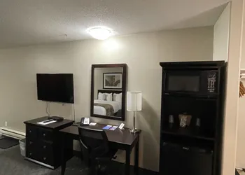 BCMInns Coleman hotel thumbnail 3