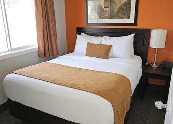 BCMInns Coleman hotel thumbnail 8