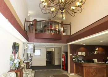 Lakeview Inns & Suites - Chetwynd hotel thumbnail 2