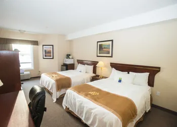 Lakeview Inns & Suites - Chetwynd hotel thumbnail 6