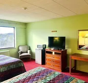 Lively Inn & Suites hotel detail image 7