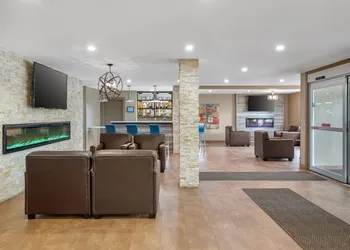 Quality Inn & Suites Bathurst hotel thumbnail 3