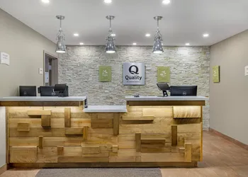 Quality Inn & Suites Bathurst hotel thumbnail 4