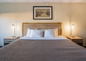 HFX Airport Hotel hotel thumbnail 7
