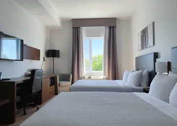 Quality Inn hotel thumbnail 8