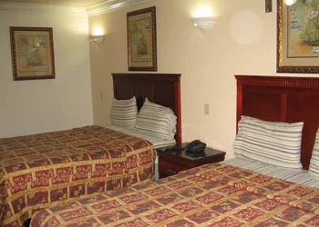 Royal Inn Motel Long Beach hotel thumbnail 3