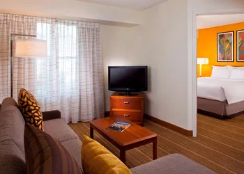 Sonesta ES Suites Birmingham Homewood hotel thumbnail 7