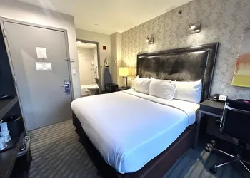 Times Square West Hotel, BW Signature Collection hotel thumbnail 4