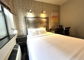 Times Square West Hotel, BW Signature Collection hotel thumbnail 8