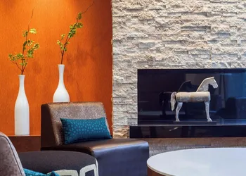Fairfield Inn & Suites Chicago Downtown/River North hotel thumbnail 4