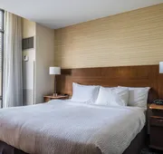 Fairfield Inn & Suites Chicago Downtown/River North hotel detail image 7