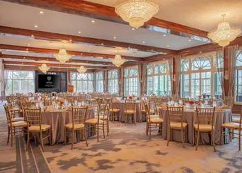 The Drake Oak Brook, Autograph Collection hotel thumbnail 3