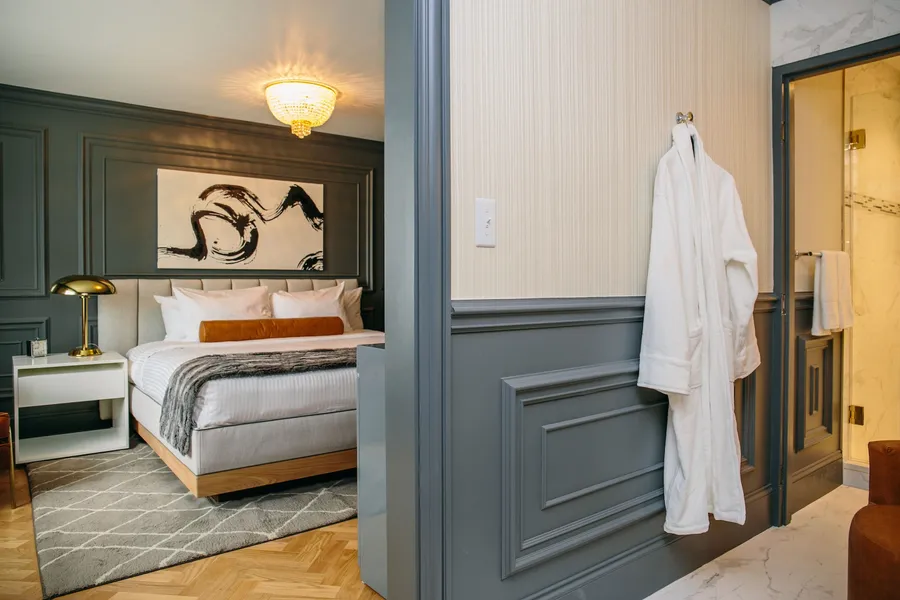 The Drake Oak Brook, Autograph Collection hotel detail image 6