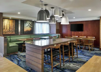 Fairfield Inn by Marriott Rochester East hotel thumbnail 2