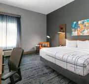 La Quinta Inn & Suites by Wyndham Jacksonville TX hotel detail image 7
