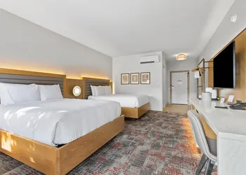 Hotel De Novo Springdale, Tapestry Collection by Hilton hotel thumbnail 8