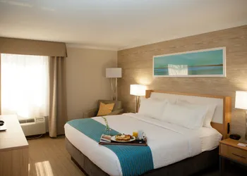 Holiday Inn Greenville by IHG hotel thumbnail 4