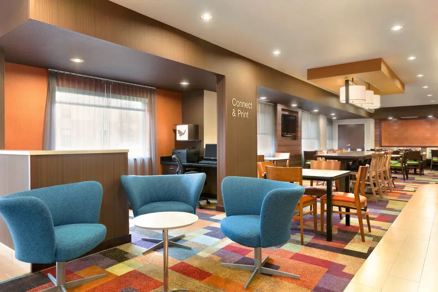 Fairfield Inn & Suites Youngstown Boardman/Poland hotel detail image 2