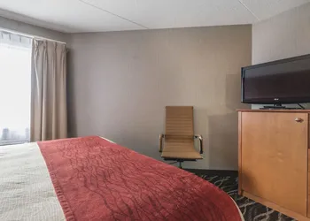 Spark by Hilton Oshawa hotel thumbnail 8