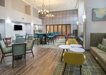 Hampton Inn & Suites Baton Rouge/Port Allen hotel thumbnail 2