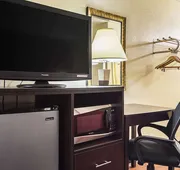 Econo Lodge Research Triangle Park hotel detail image 7