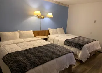 Swiss Sunset Inn hotel thumbnail 7