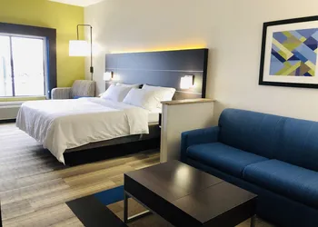 Holiday Inn Express and Suites Newton by IHG hotel thumbnail 6