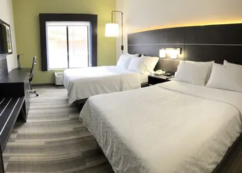 Holiday Inn Express and Suites Newton by IHG hotel thumbnail 7