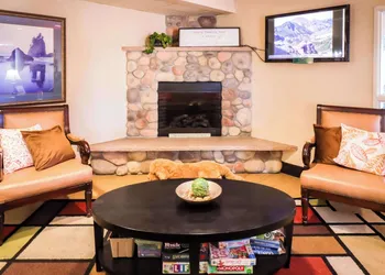 Quality Inn & Suites Sequim at Olympic National Park hotel thumbnail 4