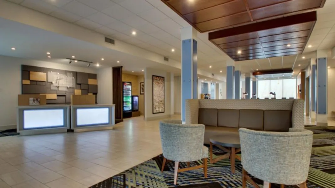 Holiday Inn Express Hotel & Suites Mount Pleasant by IHG hotel detail image 2