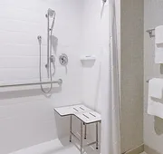 Holiday Inn Express Hotel & Suites Mount Pleasant by IHG hotel detail image 3