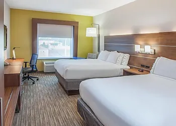 Holiday Inn Express Hotel & Suites Mount Pleasant by IHG hotel thumbnail 6