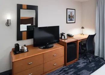 Fairfield Inn & Suites by Marriott South Bend at Notre Dame hotel thumbnail 7